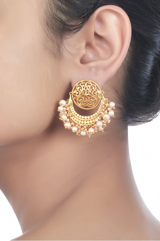 Silver Jaali Chand Pearl Earrings